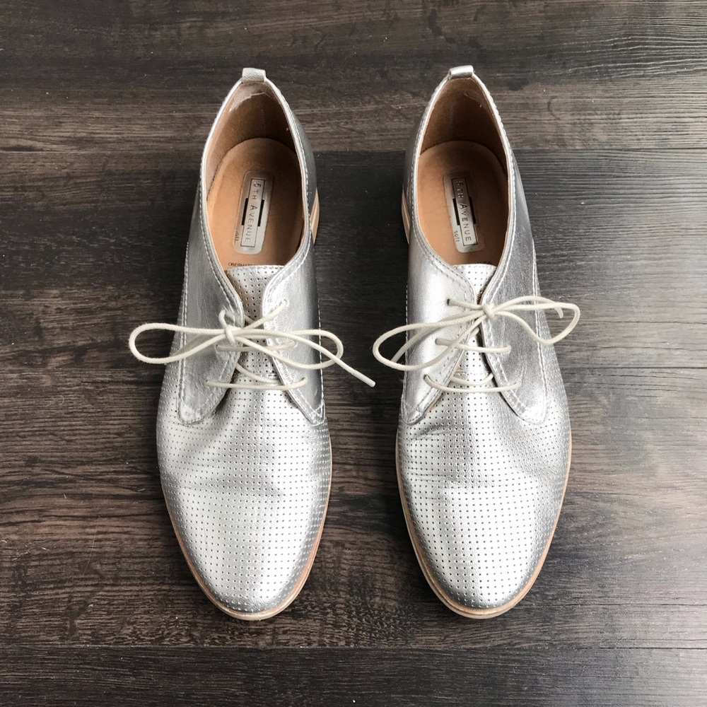 Metallic Loafers👌